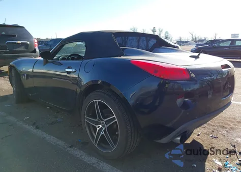 2008 Pontiac Solstice Gxp z USA, uszkodzony, nr VIN 1G2MF35X18Y112315